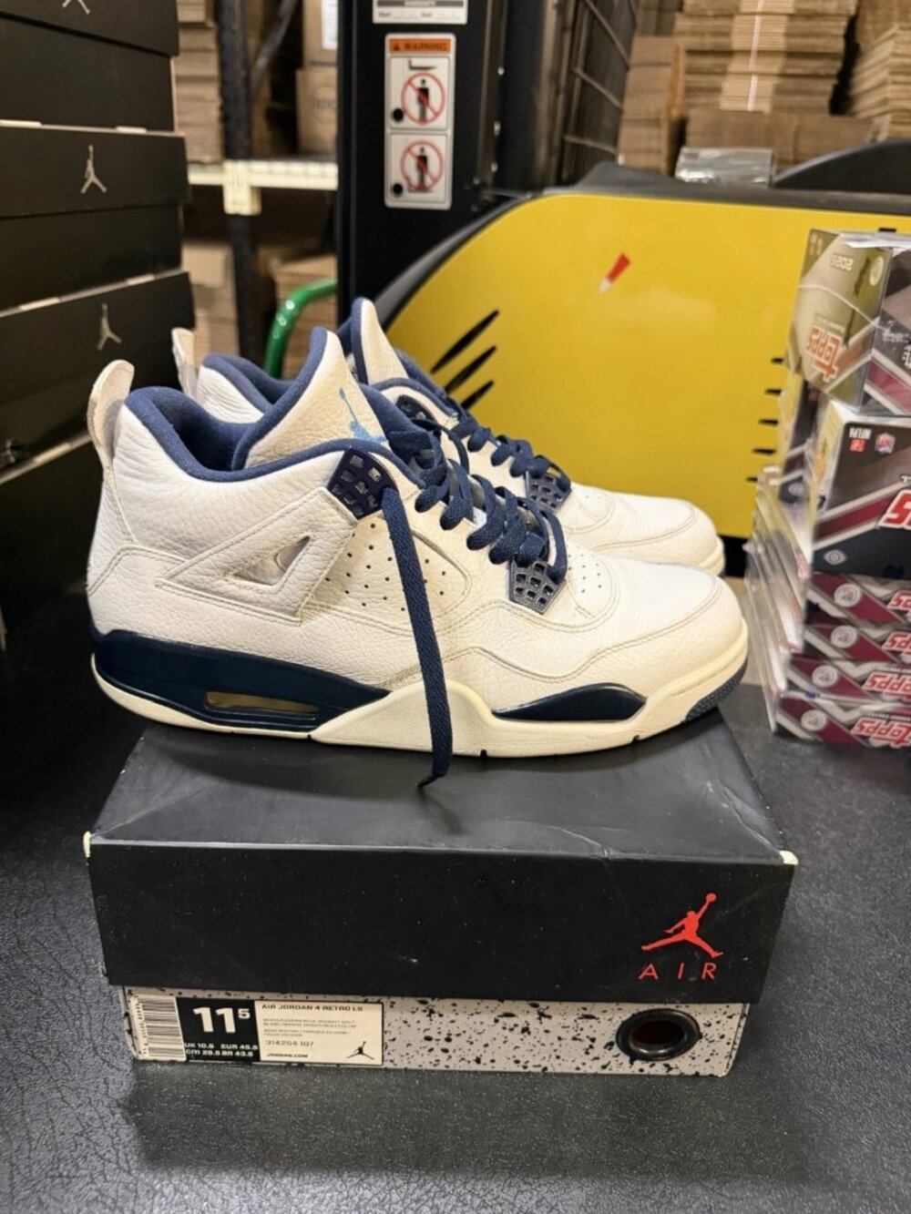WORN Men’s Air Jordan 4 Retro Columbia (2015) 314254-107 Size 11.5 WITH BOX